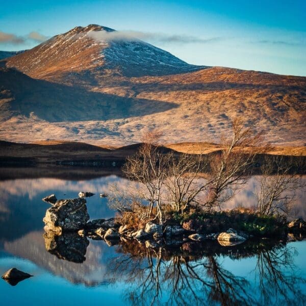 Lochan na h&#039;Achlaise and Meall a&#039; Bhuiridh, Rannoch Moor, Scotland. HC006