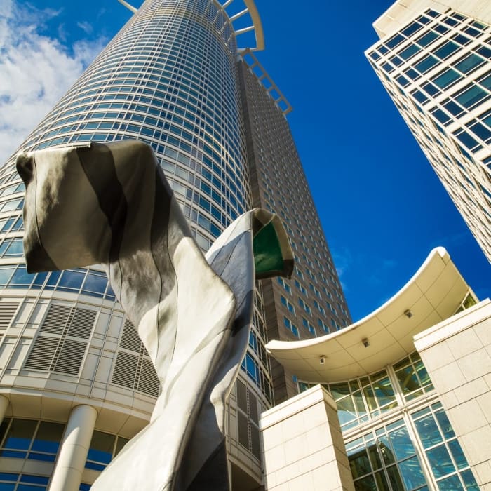 Inverted Collar and Tie sculpture designed in 1994 by Claes Oldenburg and Coosje van Bruggen. It is located in Frankfurt&#039;s Westend in front of the Westend Tower in Frankfurt am Main, Hesse, Germany. FF016