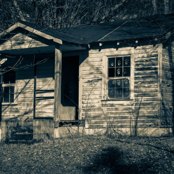 Duotone of wooden house, Mitchell County, North Carolina, USA. CM019