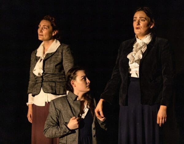 Lydia Davidson as Nancy Maclehose, Nina Gray as Sarah and Lori Flannigan as Jean Armour in &#039;Armour&#039;. FP025