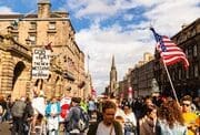 Edinburgh High Street, during the International Festival Fringe, Scotland,. EH014