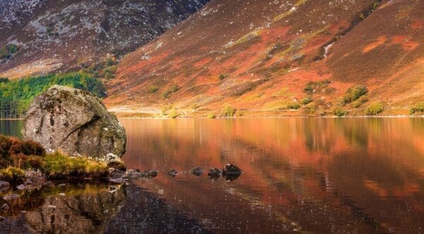 Boulder on the shore of Loch Muick, Cairngorms National Park, Scotland. HC055