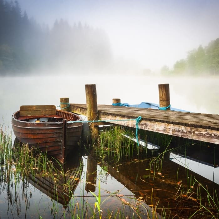 Jetty and boat on Loch Ard, The Trossachs, Scotland. Tr004