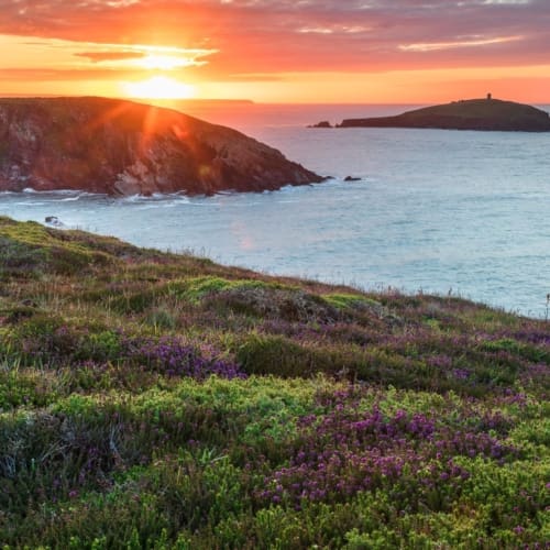 Sunburst over Knockadoon Head. IL002