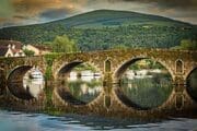 Brandon Hill and the 18th century stone bridge over the River Barrow at Graiguenamanagh, County Kilkenny, Ireland. BR020