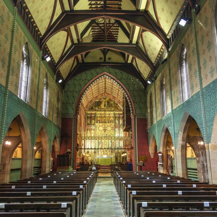 Interior of St Salvador&#039;s Church, Dundee, Scotland